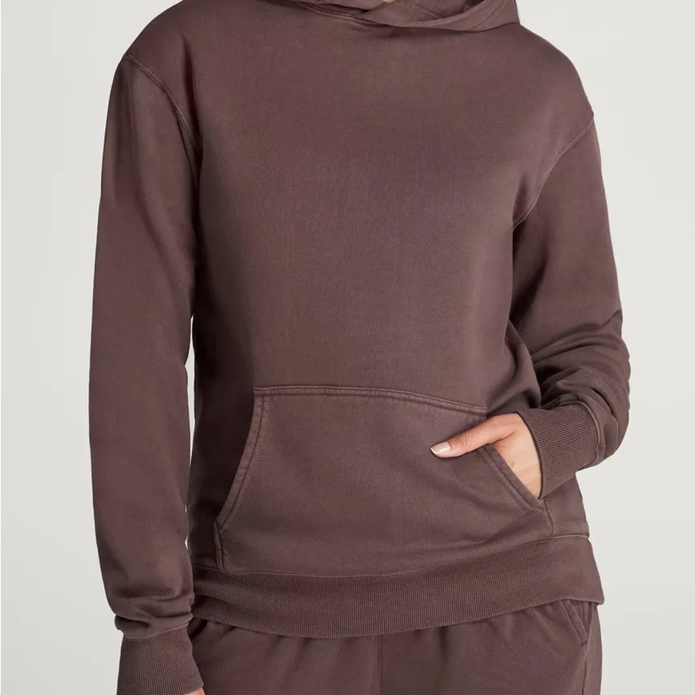 Relaxed Fit Pullover Hoodie in Dusty Merlot